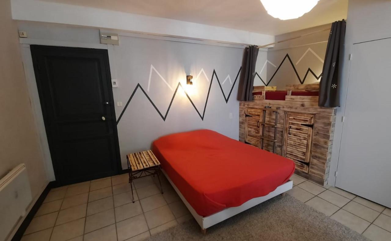 Un Petit Studio A La Montagne Ax-les-Thermes Bagian luar foto