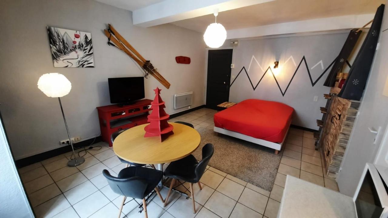 Un Petit Studio A La Montagne Ax-les-Thermes Bagian luar foto