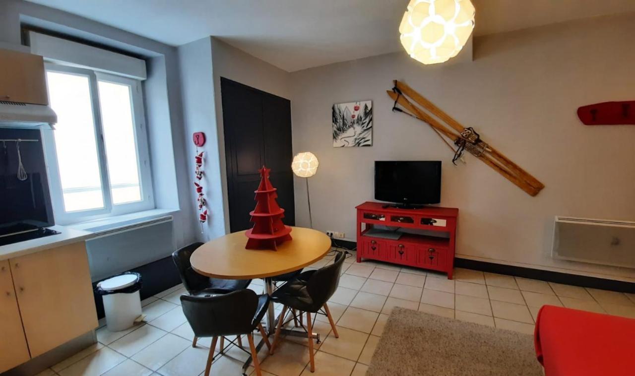 Un Petit Studio A La Montagne Ax-les-Thermes Bagian luar foto